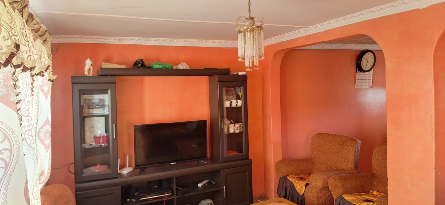 6 Bedroom Property for Sale in Mdantsane Nu 17 Eastern Cape